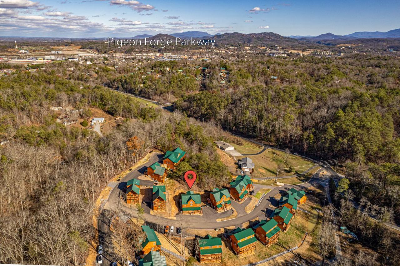 5Bd5B Escape Cabin With 2 Hottubs, Thtr &Game Rm,1Mi To The Parkway! 4Mi To Dollywood - Spring Deal Pigeon Forge Exterior foto