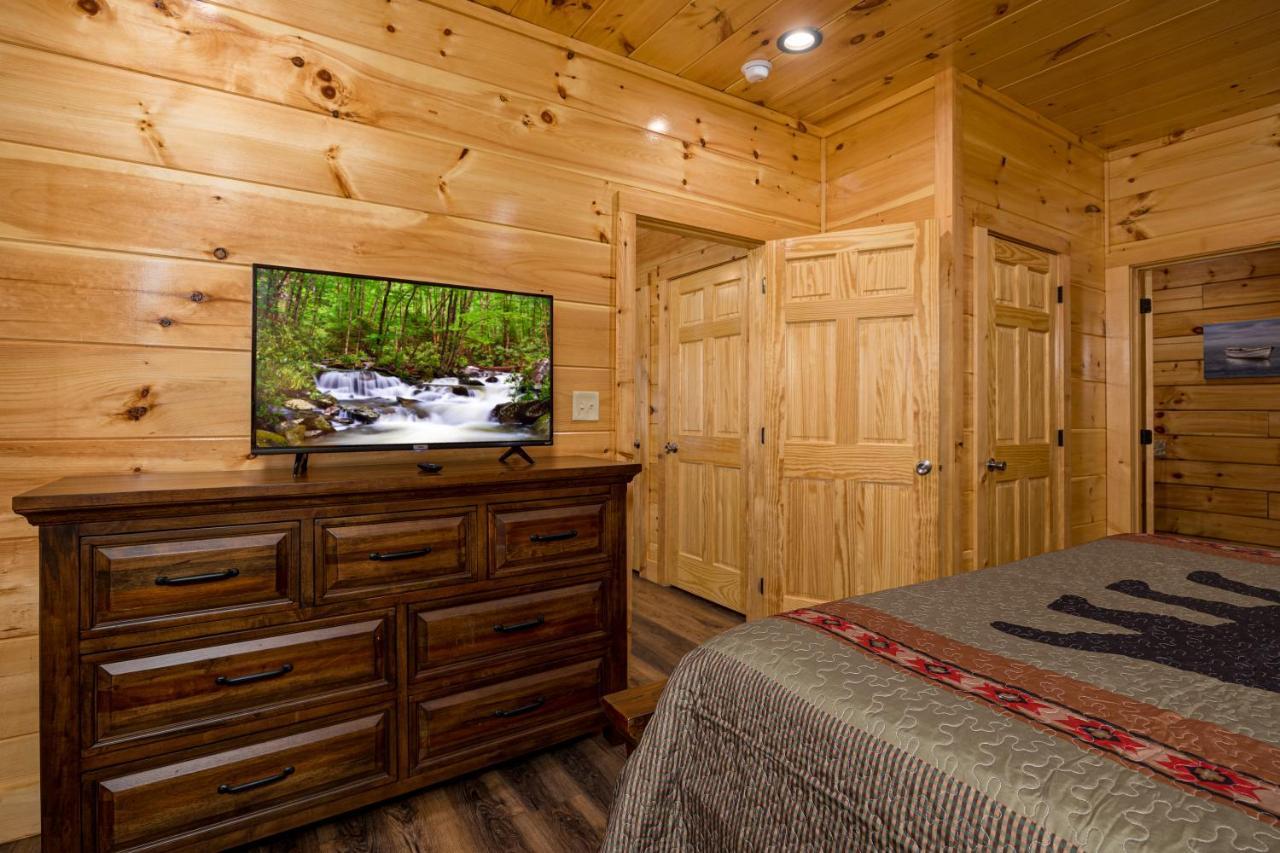 5Bd5B Escape Cabin With 2 Hottubs, Thtr &Game Rm,1Mi To The Parkway! 4Mi To Dollywood - Spring Deal Pigeon Forge Exterior foto