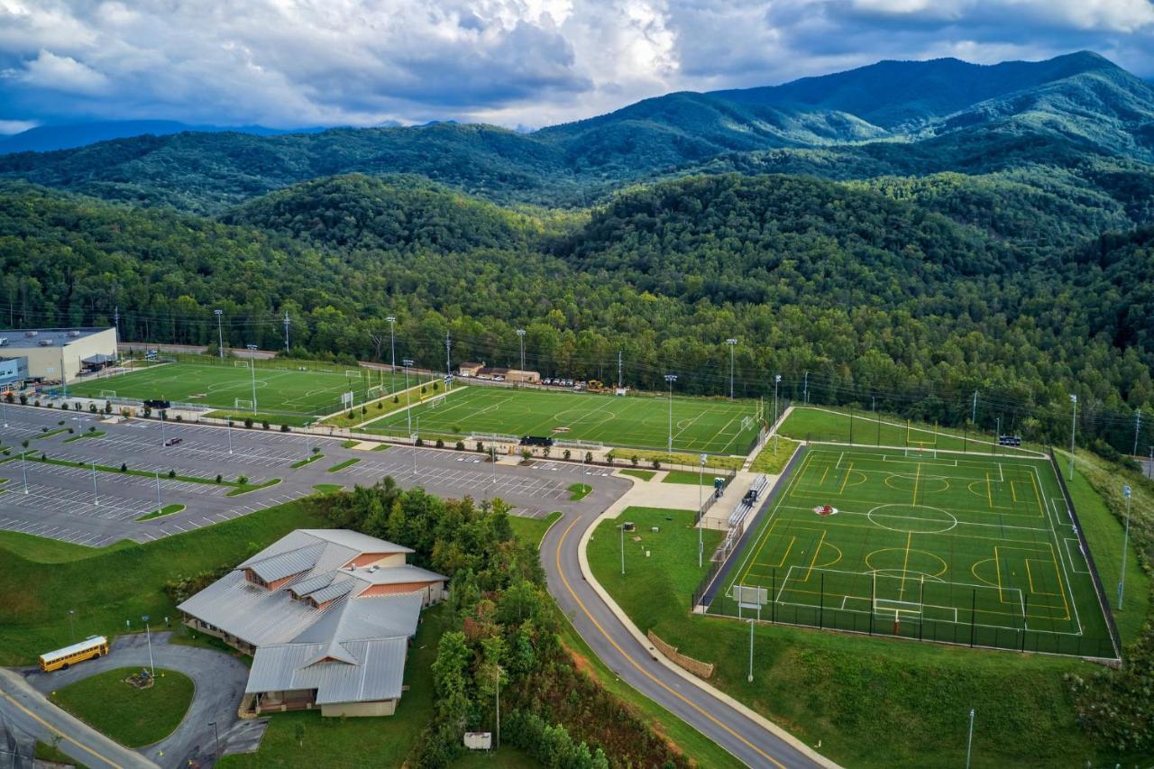 5Bd5B Escape Cabin With 2 Hottubs, Thtr &Game Rm,1Mi To The Parkway! 4Mi To Dollywood - Spring Deal Pigeon Forge Exterior foto